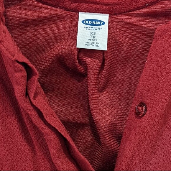 Old Navy dark red cranberry burgundy pleated bump friendly tunic shirt size xs - Picture 4 of 6